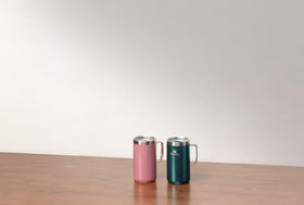 Ponderosa Shimmer finish adds festive style to the STANLEY mug.