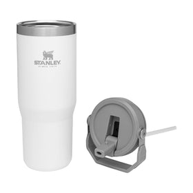 Stanley IceFlow flip straw close demonstrates secure sipping.