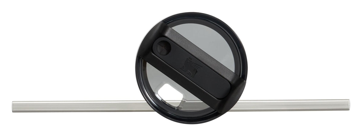 FlowState lid with three positions enabling versatile, splash-resistant sipping.