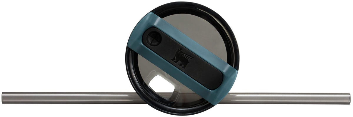 Stanley Quencher H2.0 FlowState lid with three positions for versatile sipping