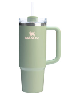 STANLEY Quencher H2.0 with handle and straw keeps beverages cold on the go.
