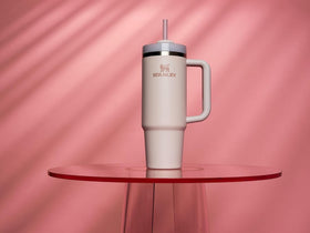 STANLEY Quencher H2.0 insulated stainless steel body for durability