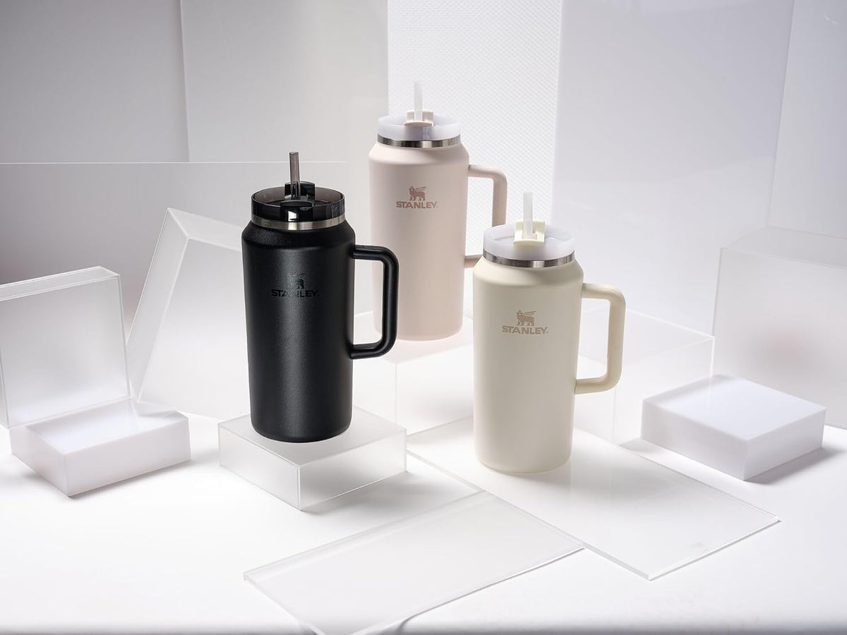 Stanley Quencher H2.0 64oz tumbler FlowState lid in black.