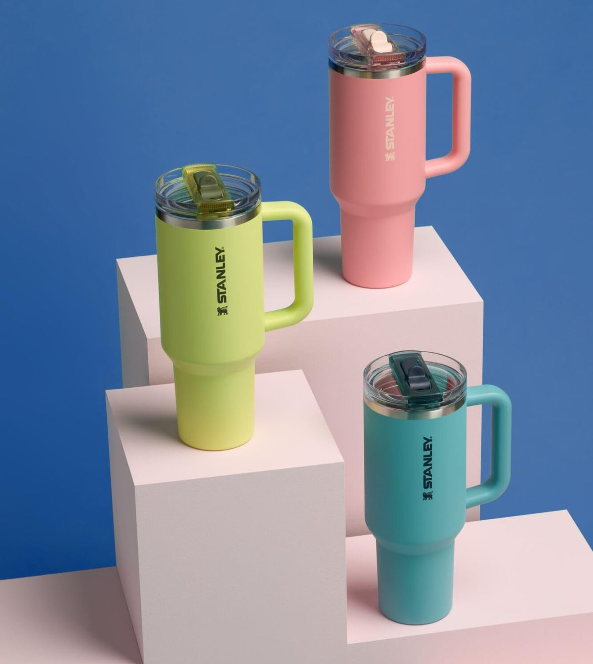 STANLEY Quencher ProTour double-wall insulation preserves cold beverages for hours
