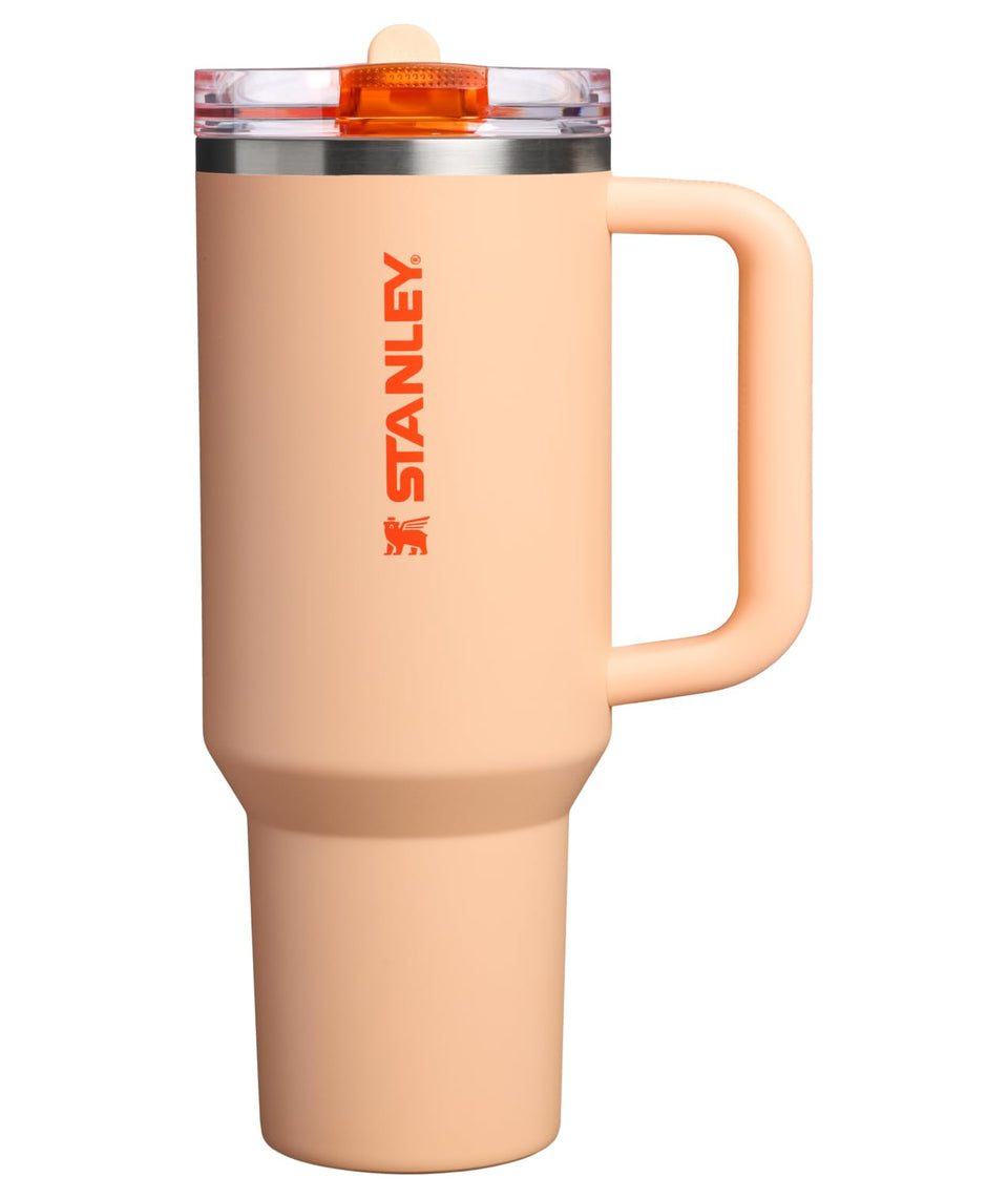 STANLEY Quencher ProTour with flip straw lid for leakproof hydration on the go.