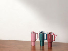 Stanley Quencher ProTour leakproof lid keeps beverages sealed during travel.
