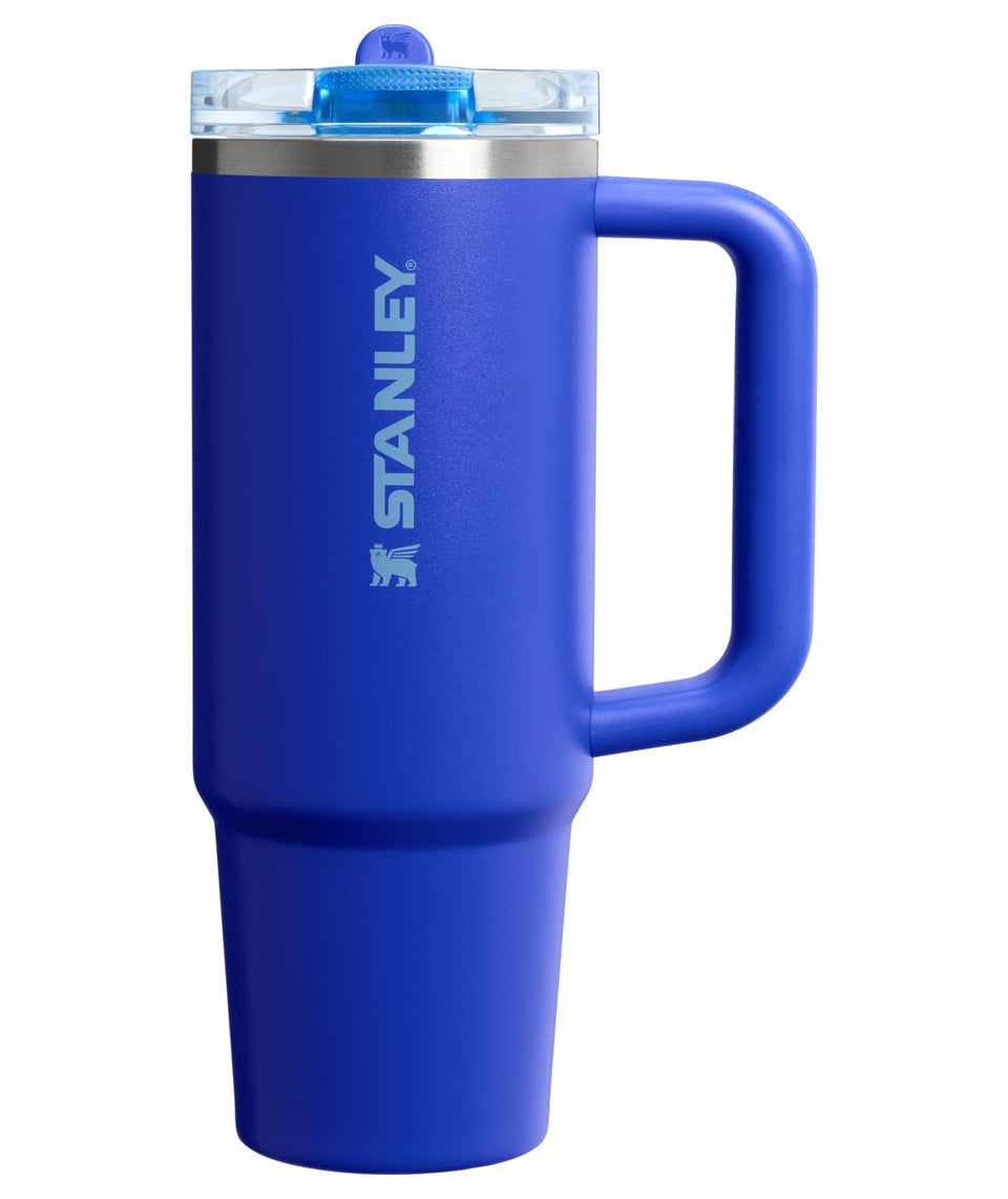 STANLEY Quencher ProTour leakproof lid ensures spill-free hydration on the go.