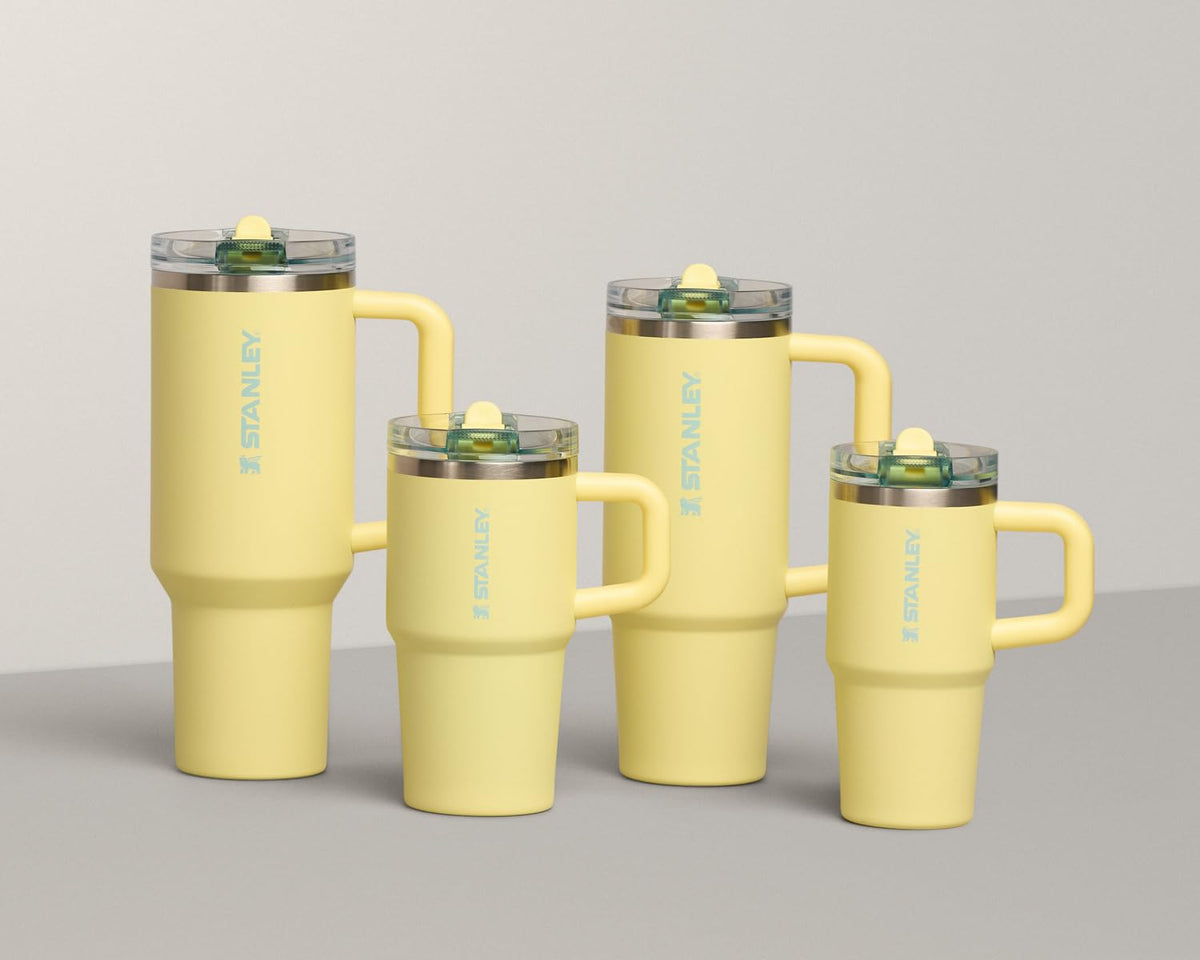STANLEY Quencher ProTour Pomelo color adds bright style.