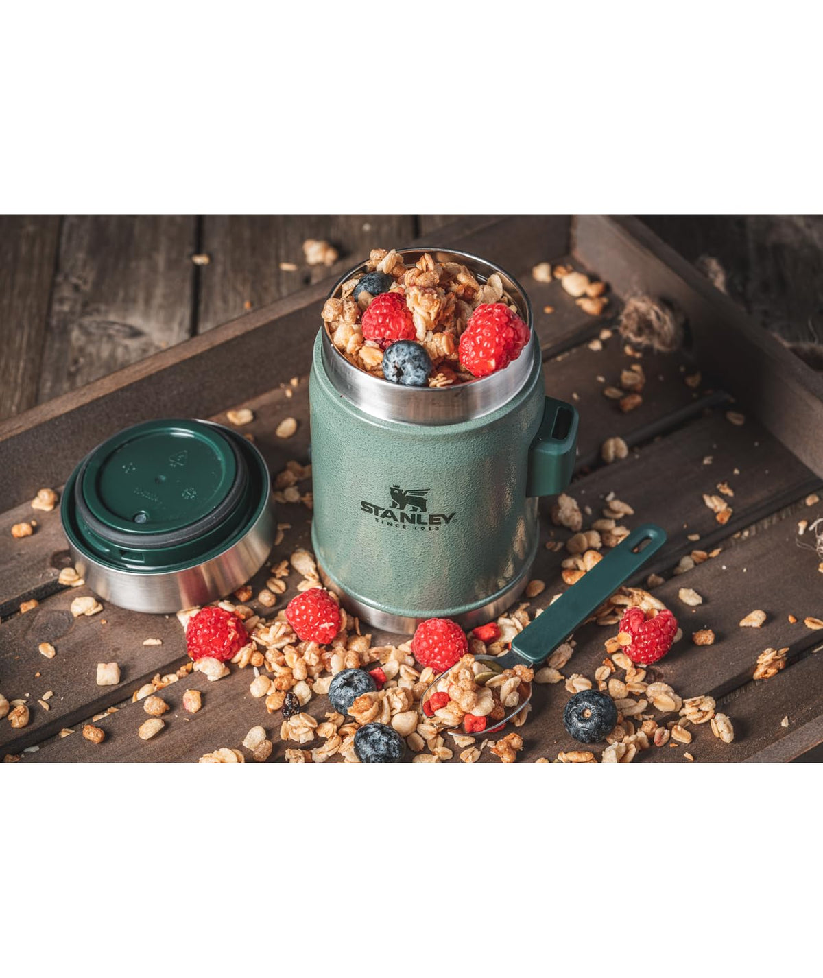 STANLEY includes a stainless steel spork for reusable cutlery on hikes.