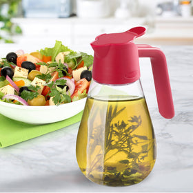 Starfrit Dripless Dispenser is dishwasher-safe for easy cleanup.