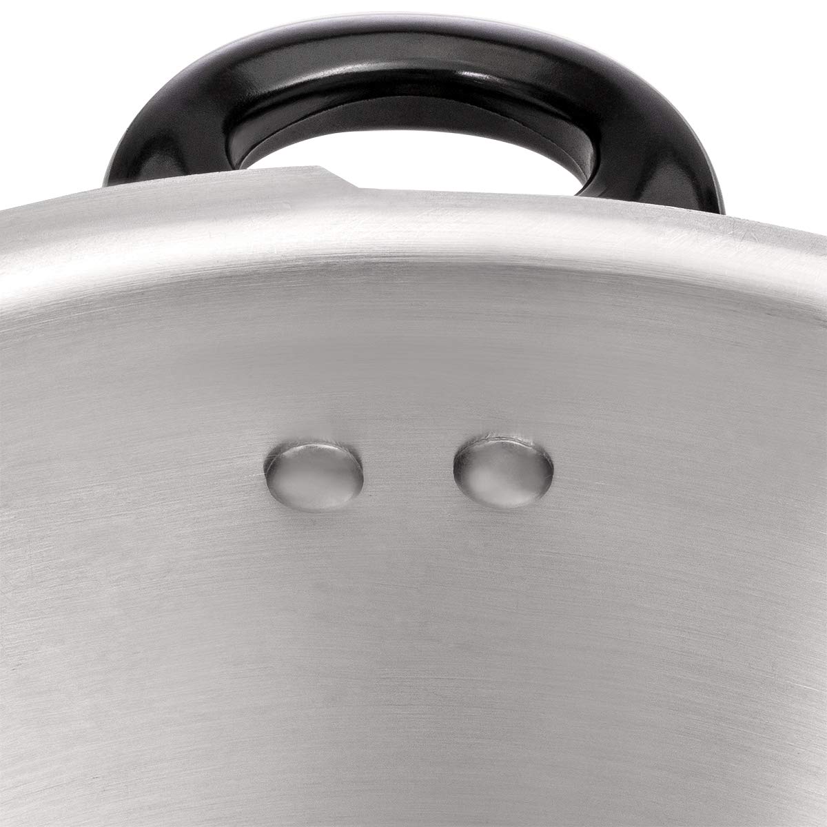 Stark USA Barton heat-resistant handle aids easy opening and safe handling