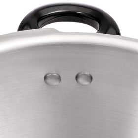 Stark USA Barton heat-resistant handle aids easy opening and safe handling