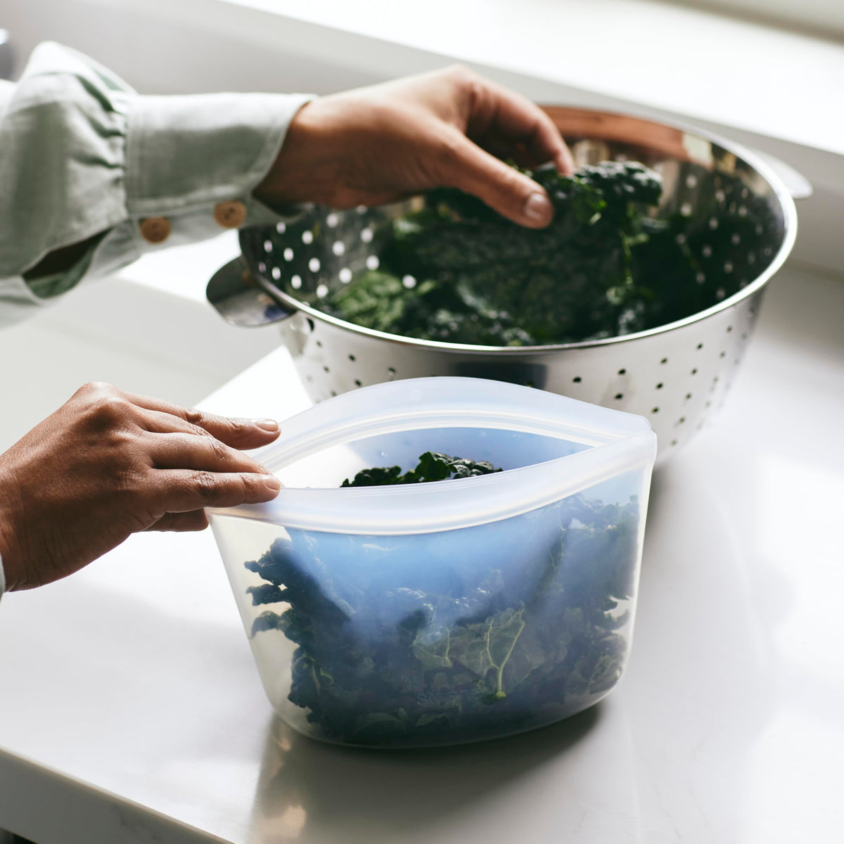 Stasher 4-cup clear bowl for family-sized portions and batch cooking
