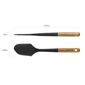 STAUB spatula spreading sauce evenly on pan, nonstick friendly