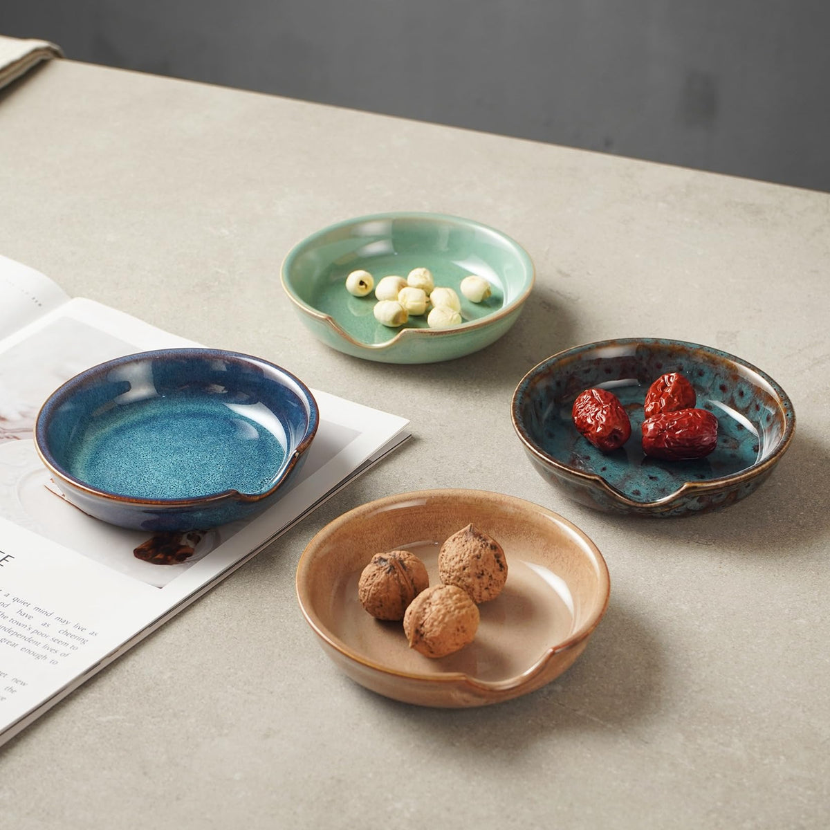 STE-CER set of 4 spoons rests helps organize busy counters