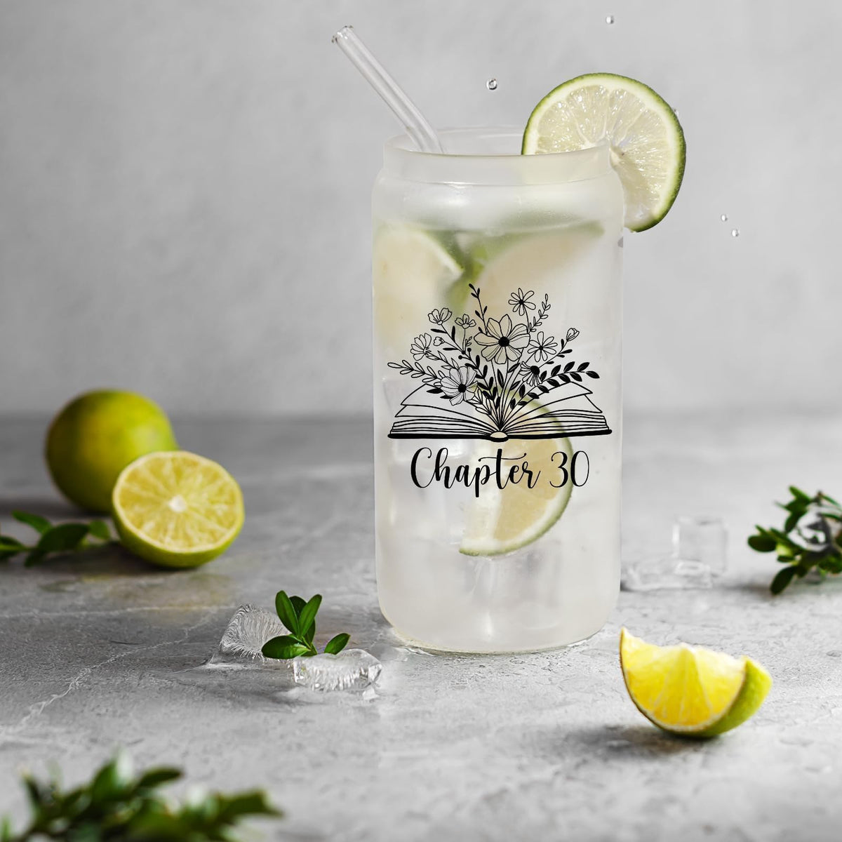SteadStyle easy-clean design with removable lid and straw brush