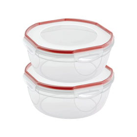 Sterilite Ultra-Seal 8.1 Qt bowl full showing spacious interior for leftovers
