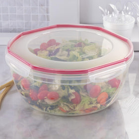 Sterilite Ultra-Seal 8.1 Qt bowl microwave-safe for reheating convenience