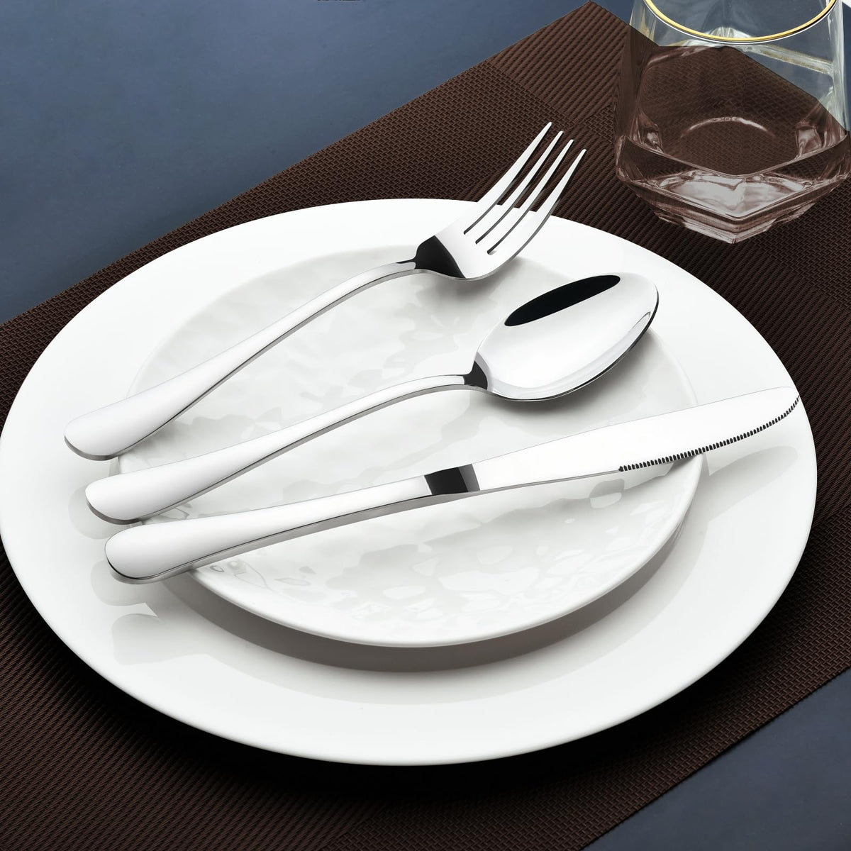Stilloye 60-piece silverware set teaspoons, versatile for tea and desserts