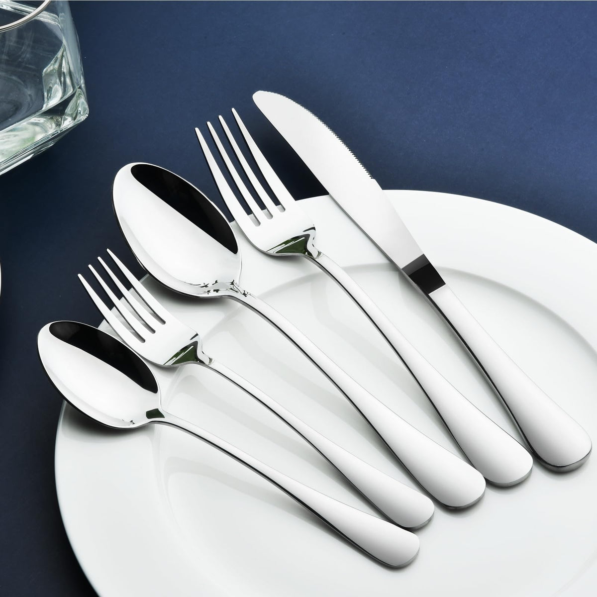Stilloye salad forks, elegant square-edge design for everyday salads.