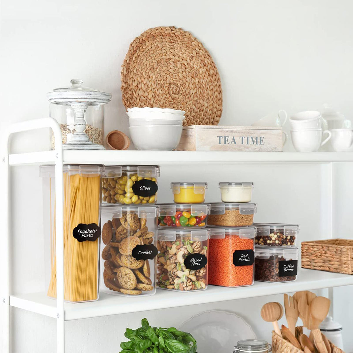 Stusgo BPA-free plastic keeps foods fresh without unwanted flavors.