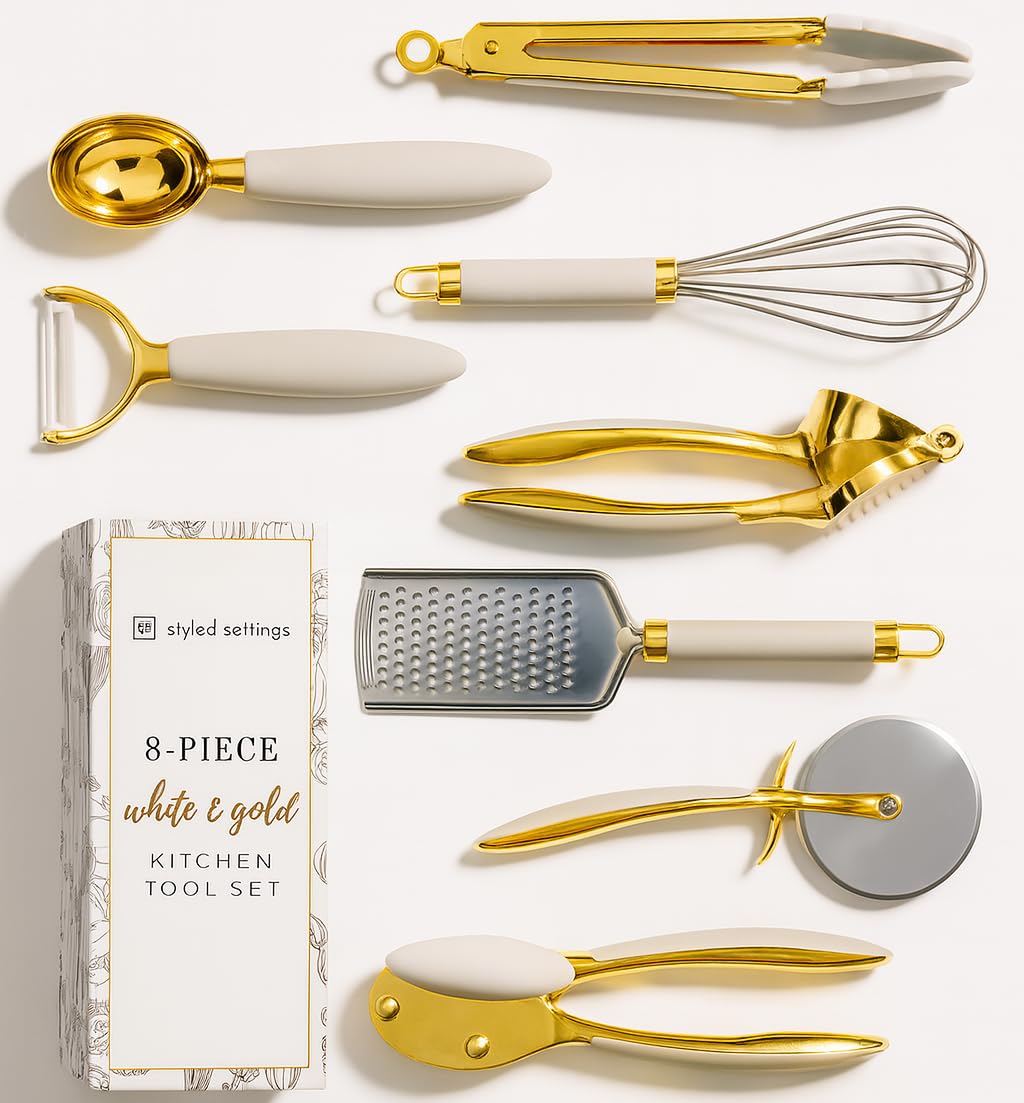 STYLED SETTINGS mini whisk in gold and white for quick small-batch mixing