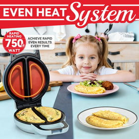 SugarWhisk Flip Omelette Maker ready-to-cook indicator lights up while cooking.