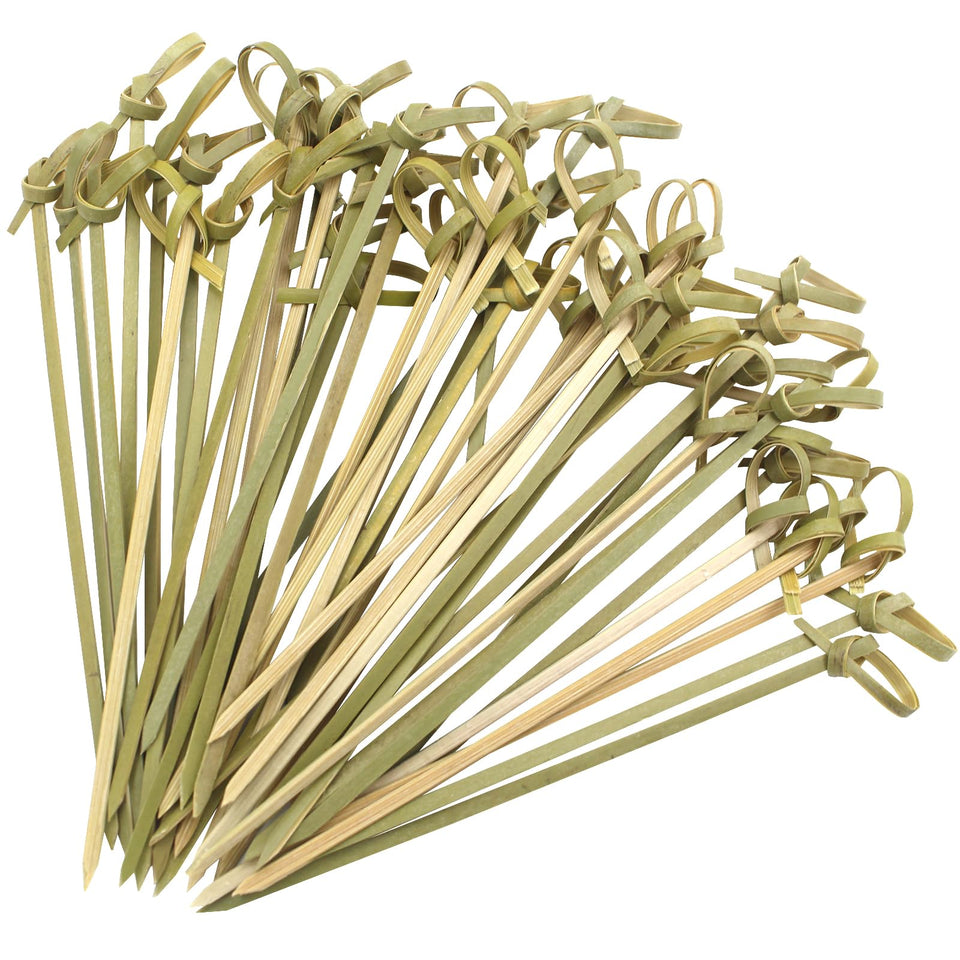 Sugormek bamboo picks with looped knot in nature green for elegant cocktails