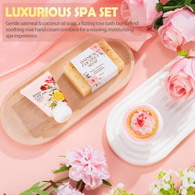 Suhctuptx oatmeal coconut soap delivers gentle cleansing.