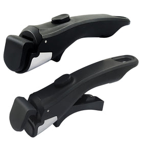 Suiwtin removable pot handles provide a secure grip for hot pots and pans.
