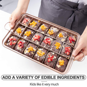 SUJUDE brownie pan used for mini cakes and small portions