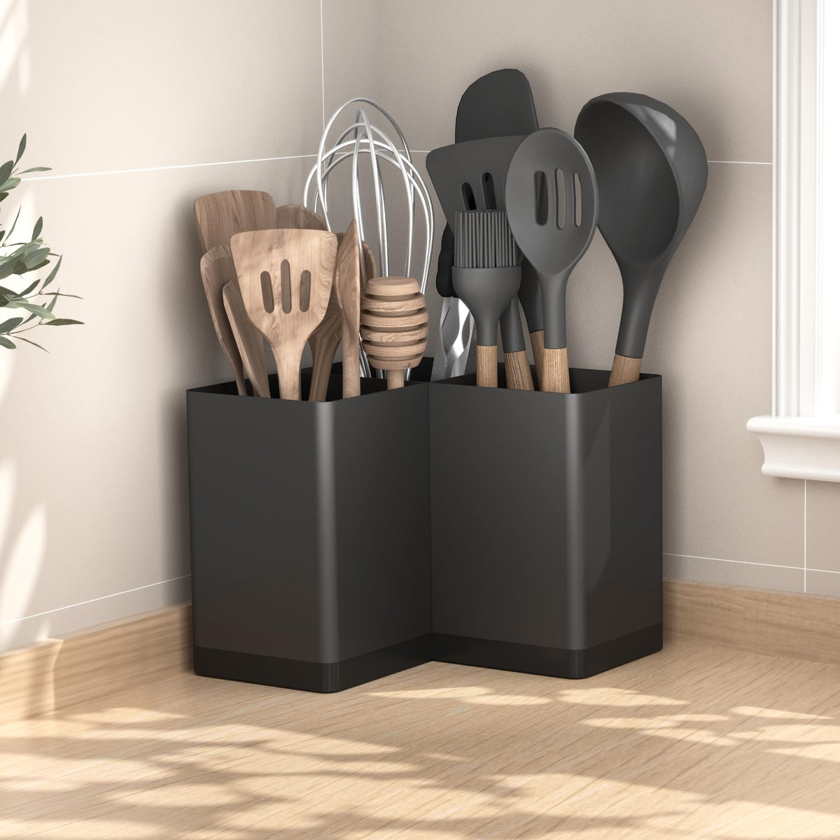 Suli utensil holder makes a thoughtful kitchen gift for new homeowners.