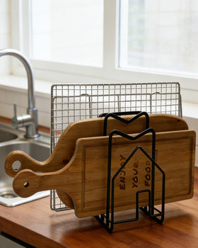 SUNFICON cutting board rack emphasizes rounded edges to prevent scratches and injuries.