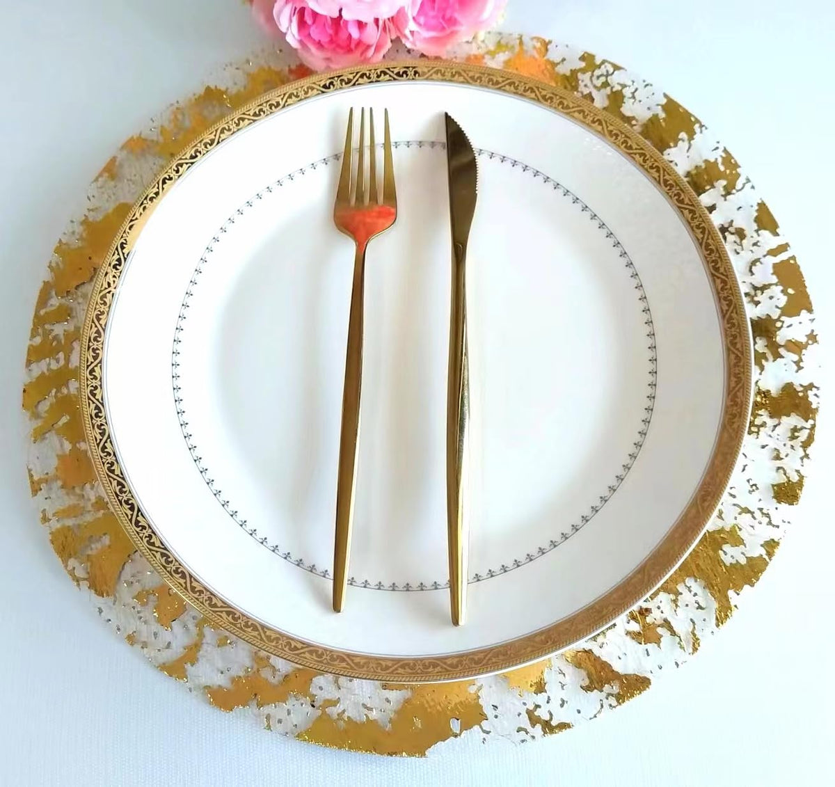 Sunlunckystar disposable placemats, round gold discs for quick use