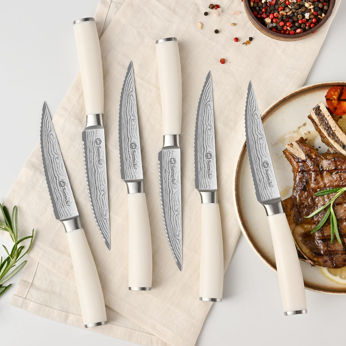 Sunnecko sharpening rod keeps knives razor-sharp between uses.