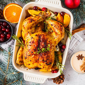 Sunvivi Roaster Oven enamel pan ensures even heat and simple cleanup.