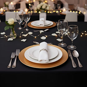Surmente tablecloth for weddings and banquets adds timeless elegance to the setup.