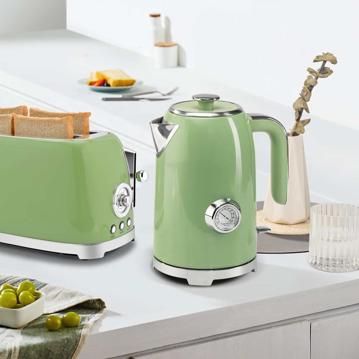 SUSTEAS kettle shows 1.7L capacity for multiple cups.