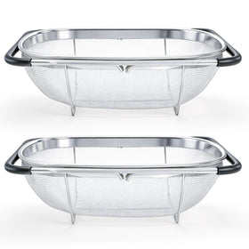 Suwimut over-sink oval colander assembly for quick, hands-free draining.