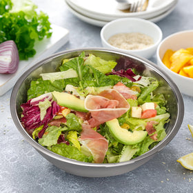 Suwimut versatile bowls suitable for prep, salads, dough, and serving.