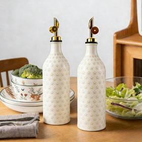 Embellished with embossed details for modern farmhouse charm.
