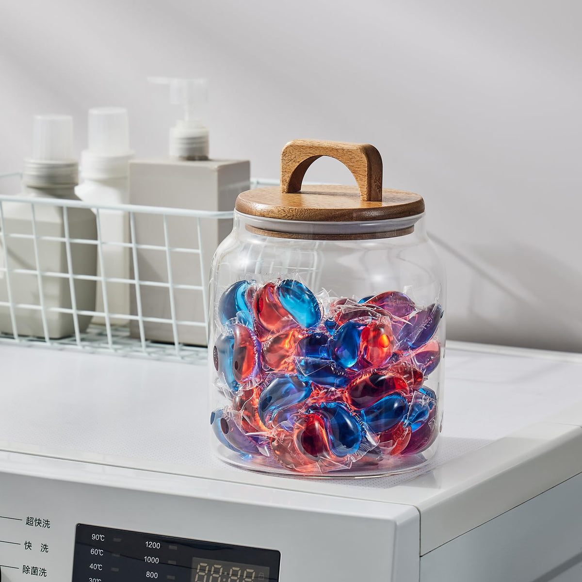 Sweejar laundry pod container keeps pods neatly contained and easy to grab.