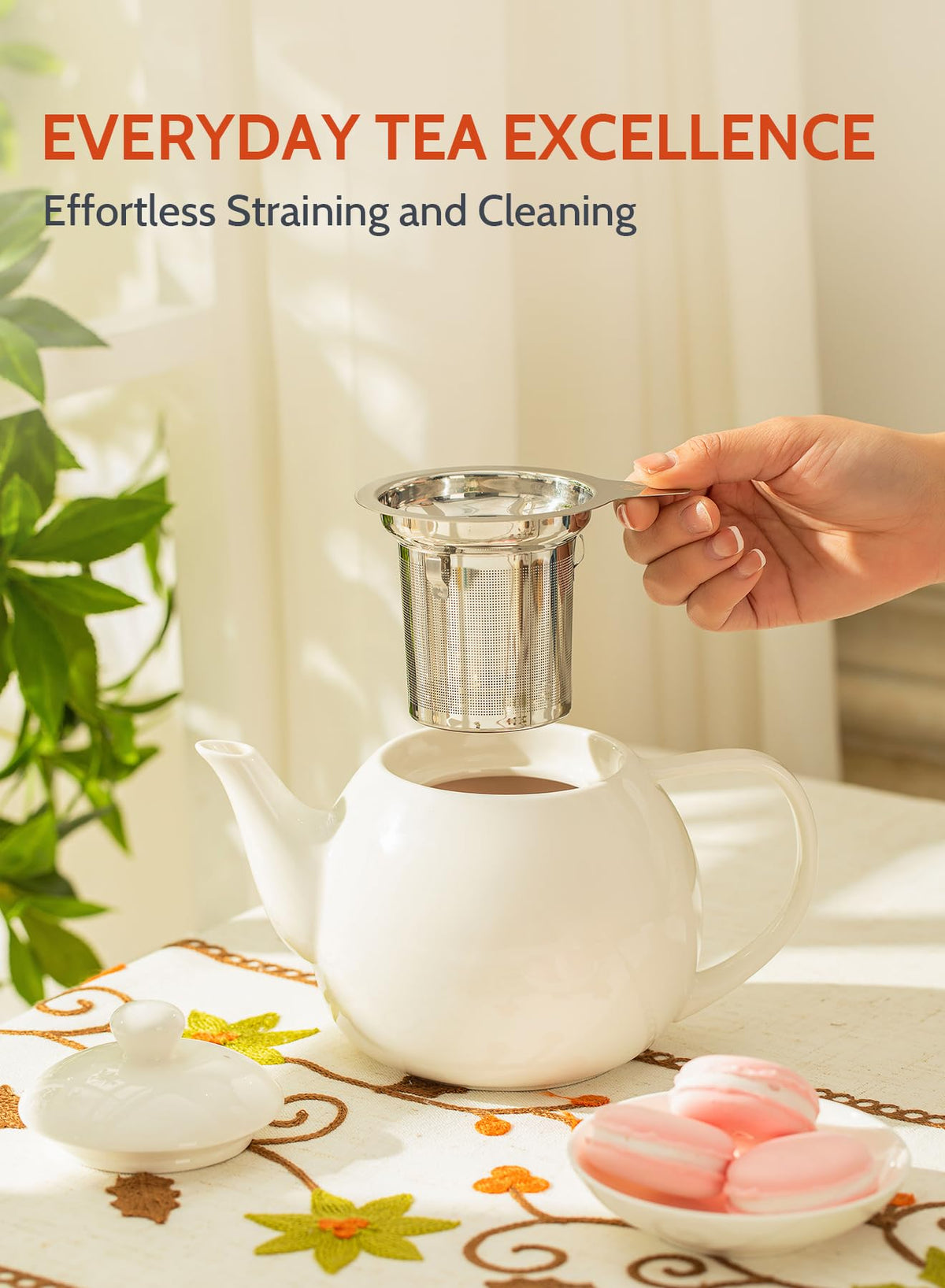 Sweese teapot pouring spout design for smooth, drip-free serving