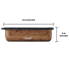 S'well Bento Box Teakwood demonstrates dishwasher-safe stainless steel for easy cleaning.
