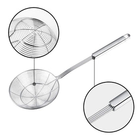 Swify 5.5 inch bowl captures food securely and drains oil.