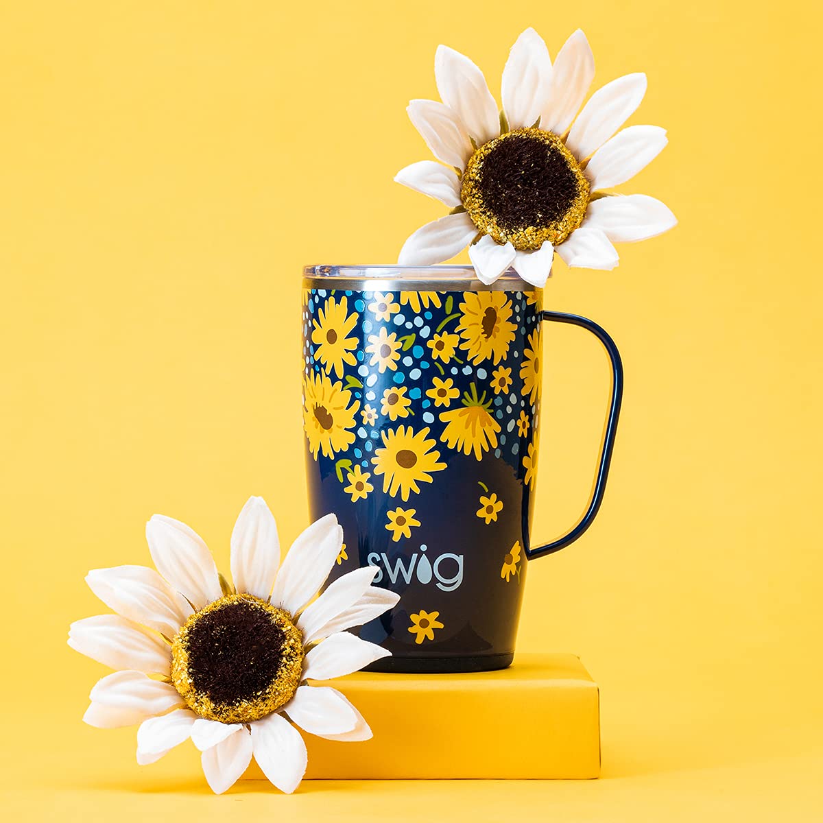 Swig Life slider lid enables spill-resistant sipping on the go.