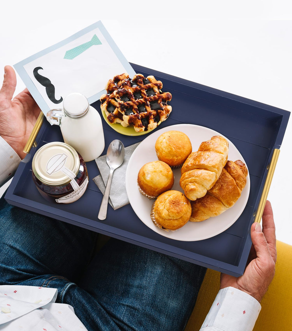 SXNOWS versatile tray for dining and living room use