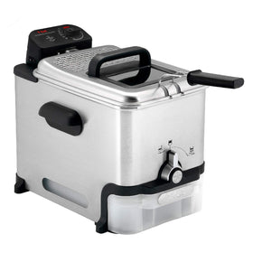 T-Fal 3.5L deep fryer with stainless steel exterior for durability and modern style.