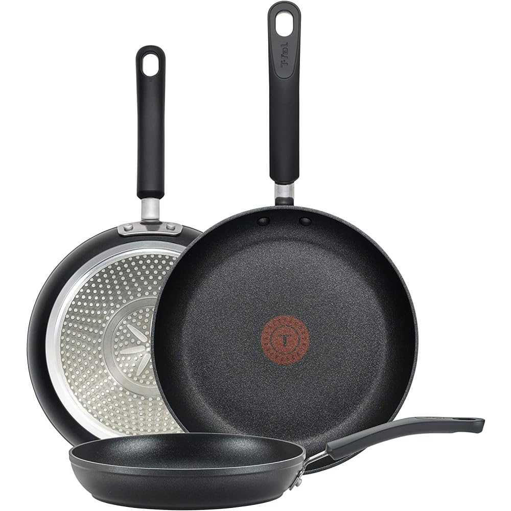 T-Fal Experience 8-inch fry pan releasing eggs with minimal oil and quick cleanup.