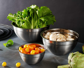 Table Concept nesting bowls save space by stacking neatly in a kitchen